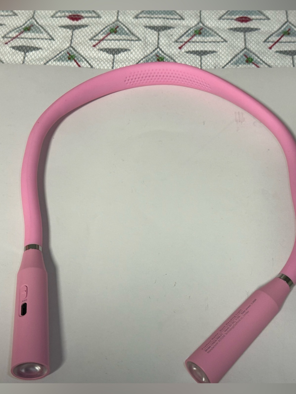 Pink reading night light - Picture 3 of 3